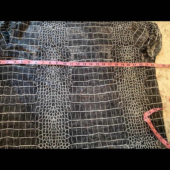 LAST🌸New🌸Python Print spring top - Picture 5 of 7